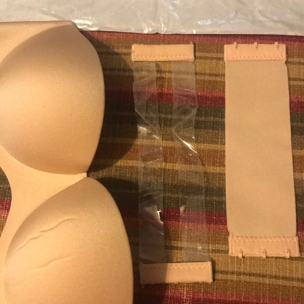 Strapless Bra - Picture 3 of 5